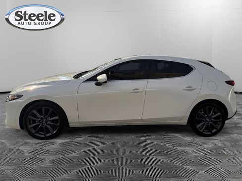 Used 2024 MAZDA MAZDA3 s image 2
