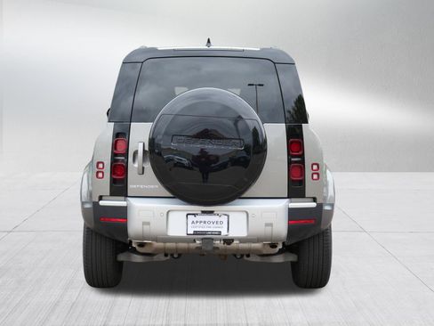 Used 2024 Land Rover Defender 110 S AWD/4WD image 4