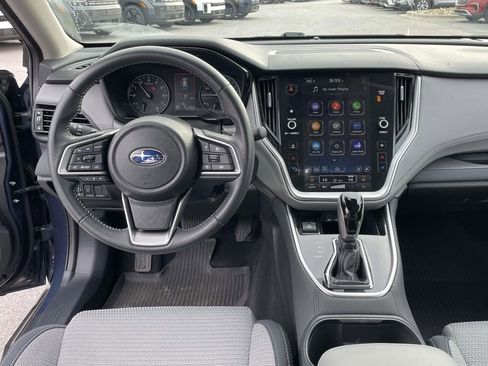 Used 2025 Subaru Outback Premium image 4