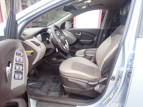 Used 2012 Hyundai Tucson GLS AWD/4WD image 7