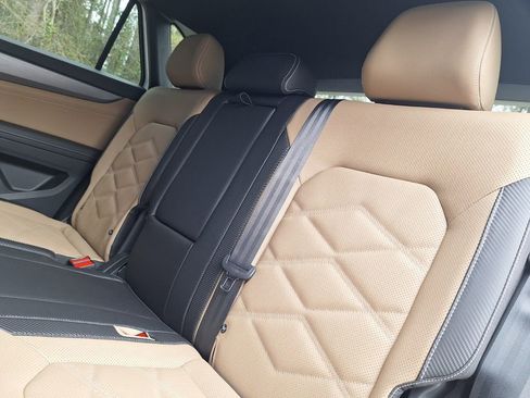 New 2026 Volkswagen Atlas Cross Sport SE image 23