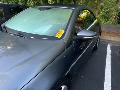 Used 2012 Volkswagen Eos Lux FWD image 10