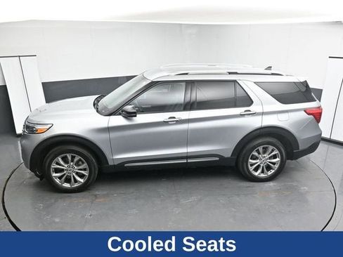 Used 2023 Ford Explorer Limited w/ Equipment Group 301A image 23