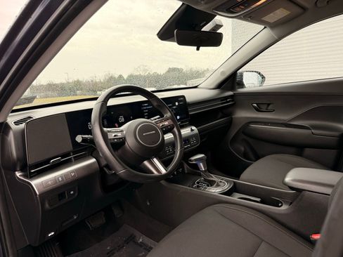 Used 2024 Hyundai Kona SEL image 20