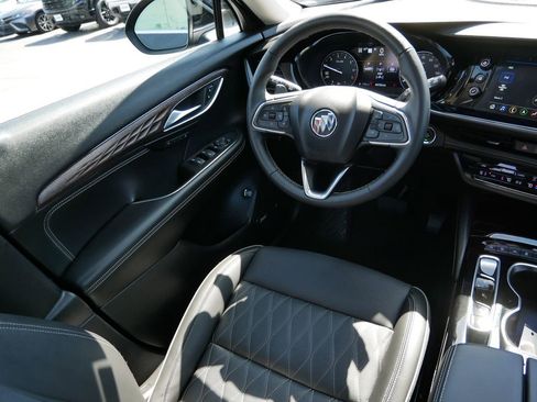 Used 2023 Buick Envision Avenir AWD/4WD image 18