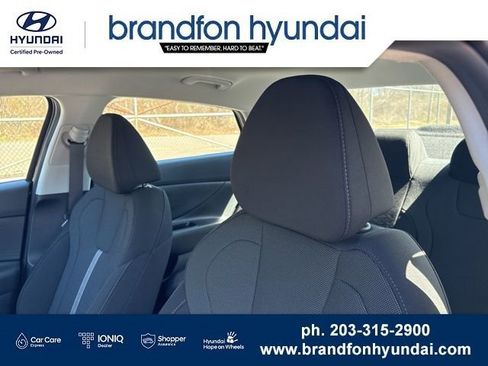 Certified 2026 Hyundai Elantra SE w/ Cargo Package FWD image 22