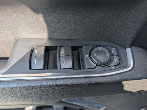 Used 2024 GMC Sierra 1500 SLE RWD image 19