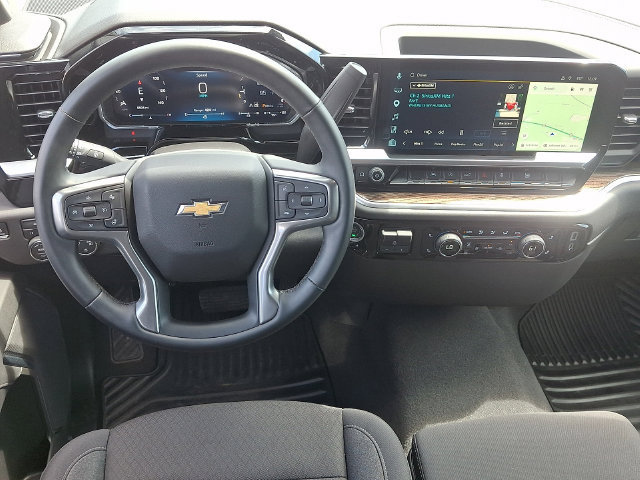 Used 2026 Chevrolet Silverado 1500 LT AWD/4WD image 3