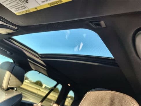 Used 2022 BMW X5 sDrive40i w/ M Sport Package image 32