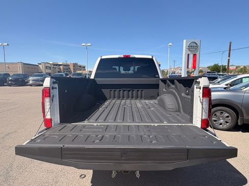 Used 2019 Ford F350 Platinum w/ Platinum Ultimate Package AWD/4WD image 10