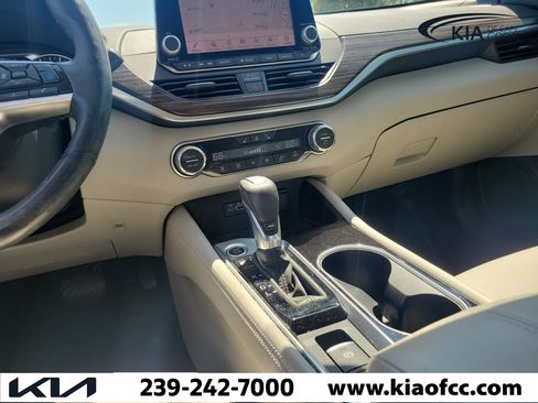 Used 2022 Nissan Altima 2.5 Platinum AWD/4WD image 20