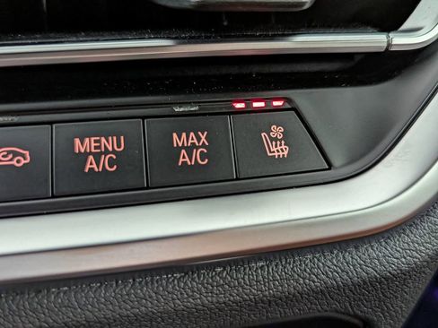 Used 2021 BMW M4 Competition w/ Executive Package image 22