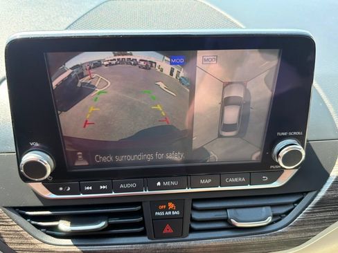 Used 2019 Nissan Altima 2.0 Edition One FWD image 24