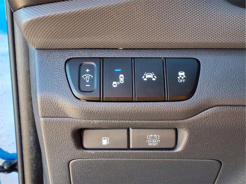 Used 2018 Hyundai Ioniq Limited w/ Limited Ultimate Package 03 image 17