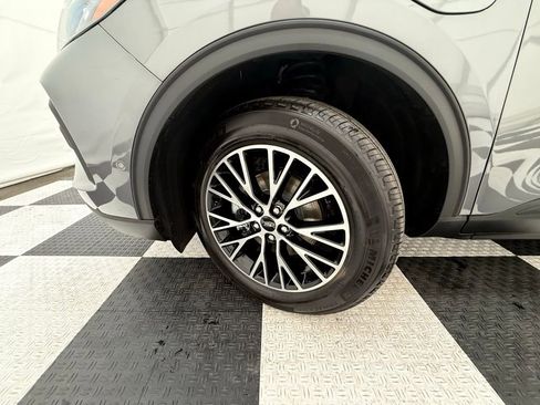 New 2025 Ford Escape SE w/ PHEV Premium Package image 11