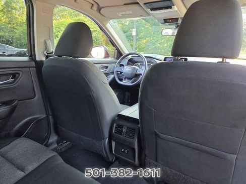 Used 2025 Nissan Rogue SV FWD image 15
