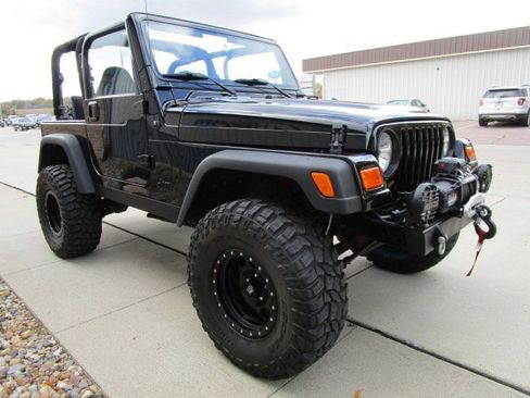 Used 2000 Jeep Wrangler Sport image 3