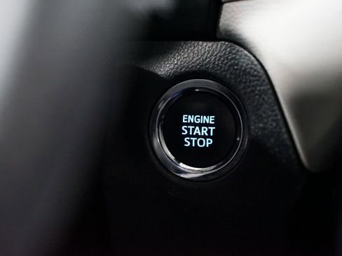 Certified 2022 Toyota RAV4 XLE image 22