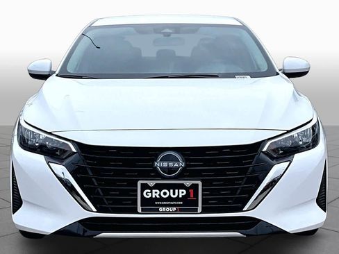 Certified 2025 Nissan Sentra S FWD image 4