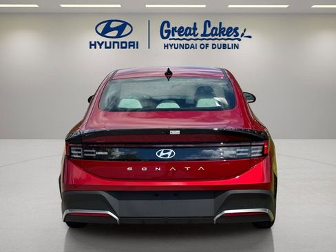 Certified 2025 Hyundai Sonata SE FWD image 4