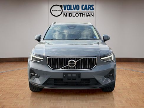 Used 2023 Volvo XC40 B5 Plus w/ Climate Package AWD/4WD image 25