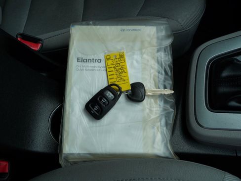 Used 2018 Hyundai Elantra SEL image 71