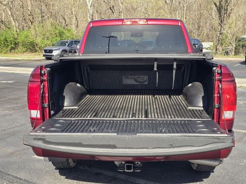 Used 2018 RAM 1500 Express image 12