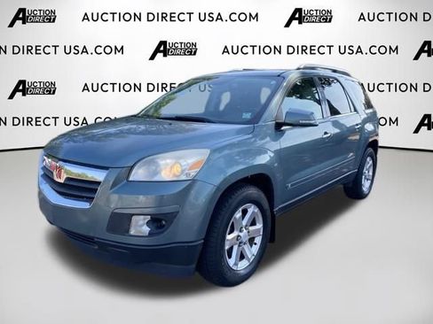Used 2009 Saturn Outlook XR w/ Convenience Package FWD image 1