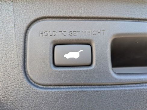 New 2025 Honda Pilot Touring image 30