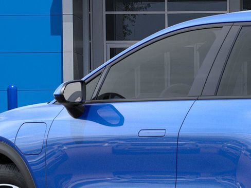 New 2026 Chevrolet Equinox EV LT image 12