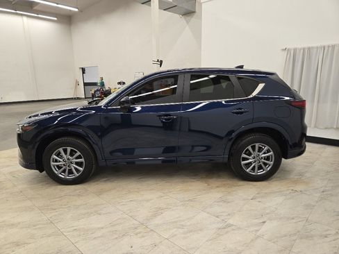 Used 2025 MAZDA CX-5 AWD 2.5 S w/ Select Package image 4