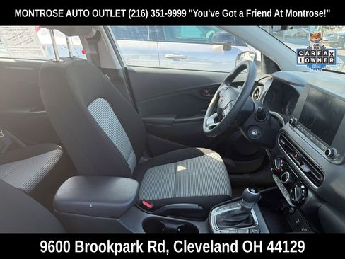 Used 2022 Hyundai Kona SE image 2