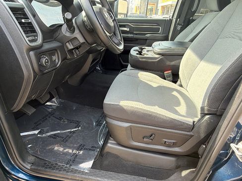 Used 2024 RAM 2500 Big Horn w/ Bed Utility Group image 16