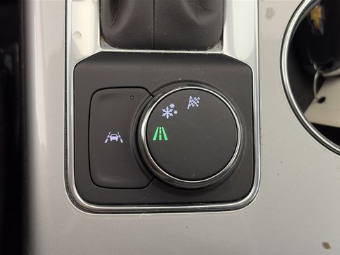 Certified 2024 Chevrolet Blazer LT image 25