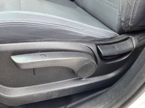 Used 2019 Kia Sorento L FWD image 18