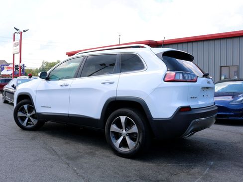Used 2020 Jeep Cherokee Limited image 7