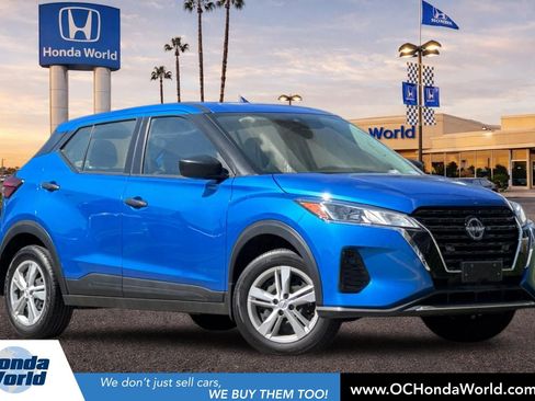 Used 2024 Nissan Kicks S FWD image 1