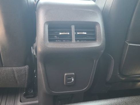 Used 2023 GMC Terrain SLT w/ Tech Package AWD/4WD image 23