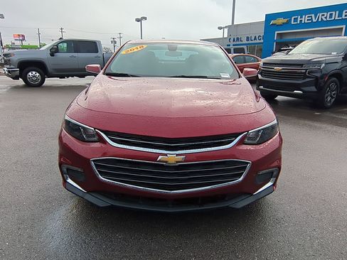 Used 2018 Chevrolet Malibu LT image 3