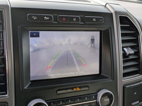 Used 2020 Ford Expedition XLT w/ Equipment Group 202A image 23