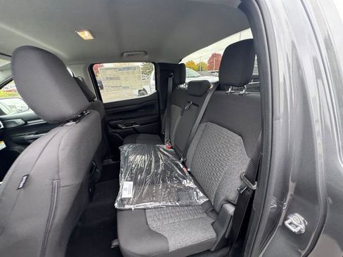 New 2025 Ford Ranger XLT w/ FX4 Off-Road Package image 13