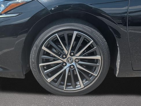 Certified 2024 Lexus ES 350 w/ Premium Package FWD image 7
