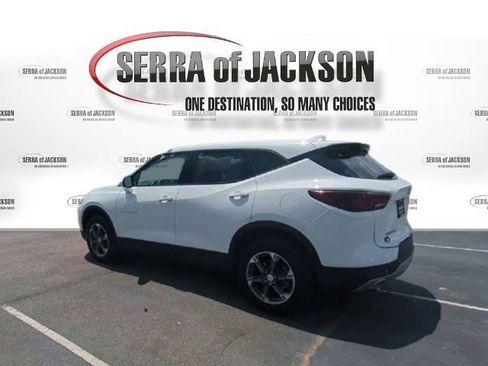 Used 2025 Chevrolet Blazer LT image 7