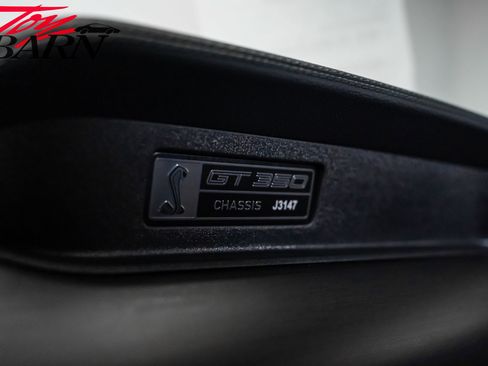 Used 2018 Ford Mustang Shelby GT350 w/ Electronics Package image 41