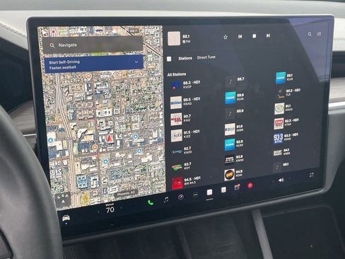 Used 2023 Tesla Model X image 6