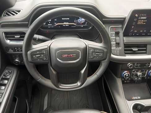 Used 2023 GMC Yukon AT4 w/ Technology Package AWD/4WD image 14