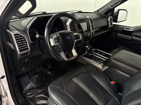 Used 2018 Ford F150 Platinum w/ Equipment Group 701A Luxury RWD image 17