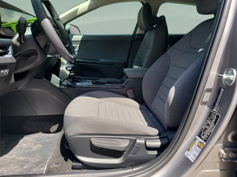 Certified 2025 Kia K4 EX FWD image 16