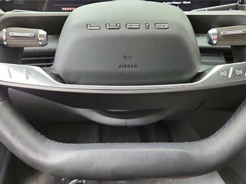 Used 2024 Lucid Air Touring image 39