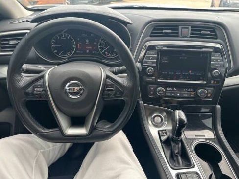 Used 2019 Nissan Maxima 3.5 S w/ Floor Mat Group FWD image 11